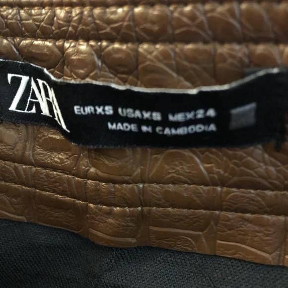 Zara  Brown Croc Embossed Faux Leather Mini Skirt XS - Picture 5 of 7